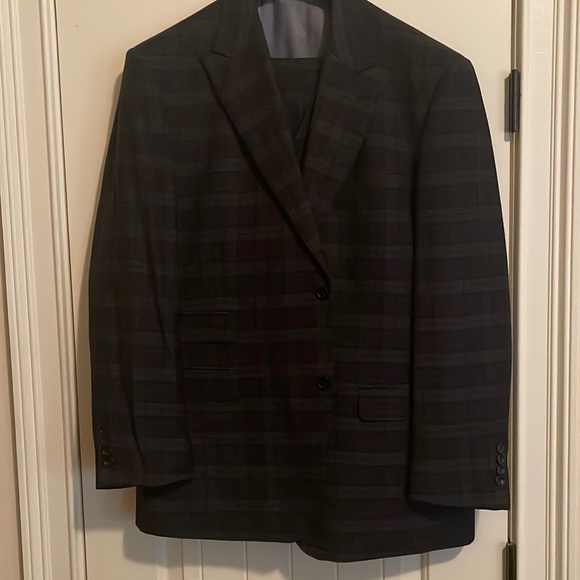 Tiglio plaid vested suit 48R